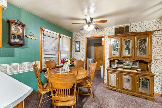 10883 E Greendale Drive, Seymour, IN 47274