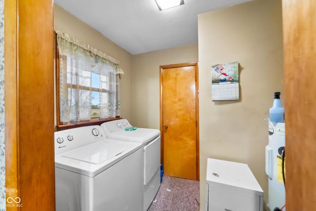 10883 E Greendale Drive, Seymour, IN 47274