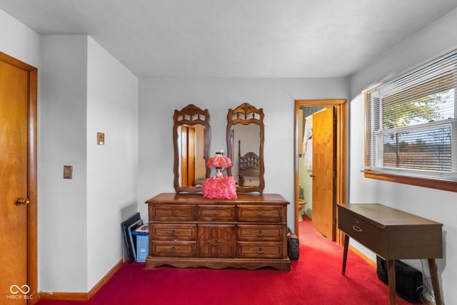 10883 E Greendale Drive, Seymour, IN 47274