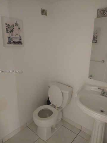 17021 N Bay Road 126, Sunny Isles Beach, FL 33160