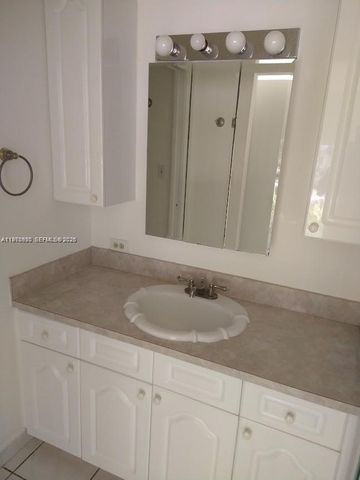 17021 N Bay Road 126, Sunny Isles Beach, FL 33160