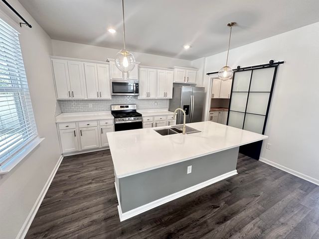 340 Emery Oak Dr., Murrells Inlet, SC 29576