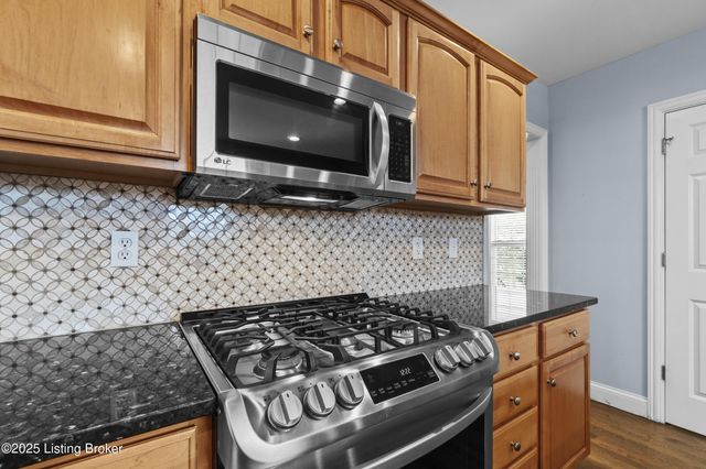 12104 Briargate Ln, Goshen, KY 40026