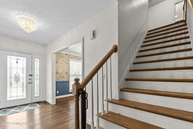 12104 Briargate Ln, Goshen, KY 40026