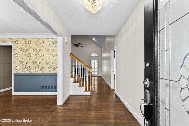 12104 Briargate Ln, Goshen, KY 40026