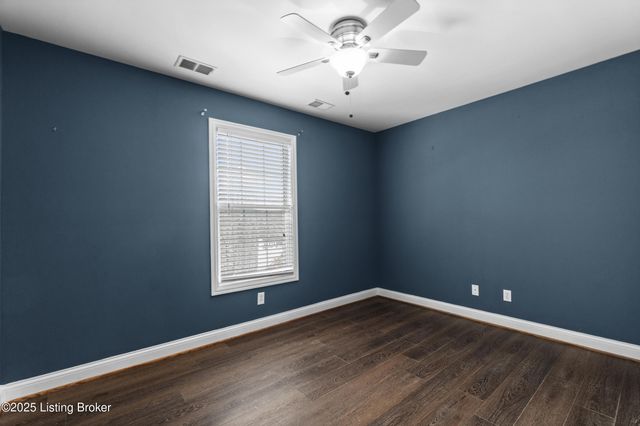 12104 Briargate Ln, Goshen, KY 40026