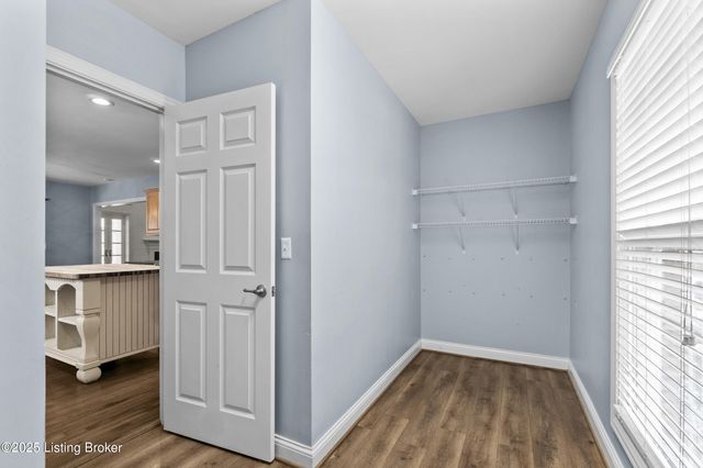 12104 Briargate Ln, Goshen, KY 40026