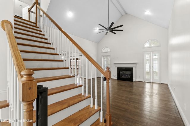 12104 Briargate Ln, Goshen, KY 40026