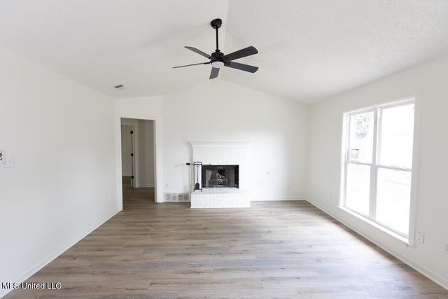 10335 Yates Drive, Olive Branch, MS 38654