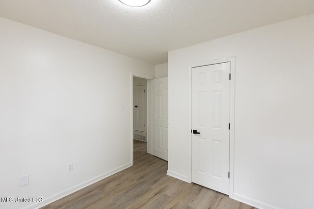 10335 Yates Drive, Olive Branch, MS 38654