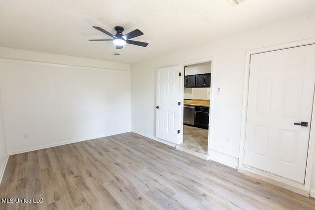 10335 Yates Drive, Olive Branch, MS 38654