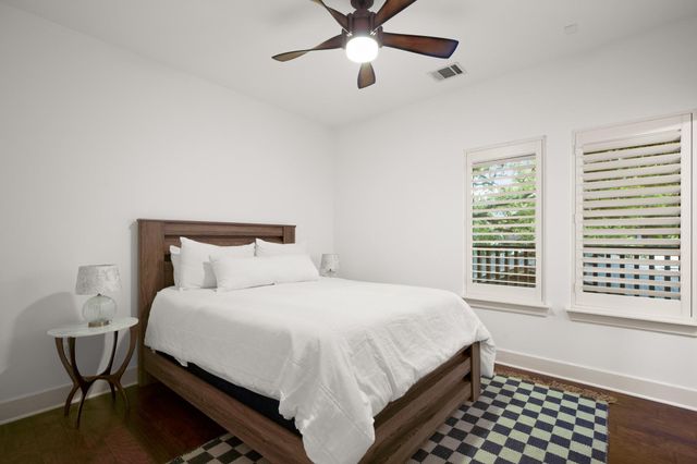 2400 Kinney RD A, Austin, TX 78704