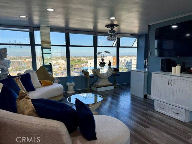 100 Atlantic Avenue 1012, Long Beach, CA 90802