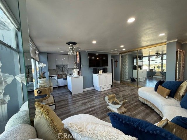 100 Atlantic Avenue 1012, Long Beach, CA 90802