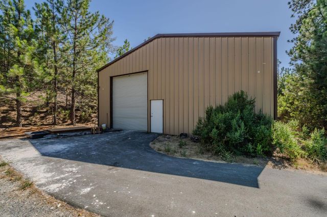 6240 Michel Rd, Mountain Ranch, CA 95246