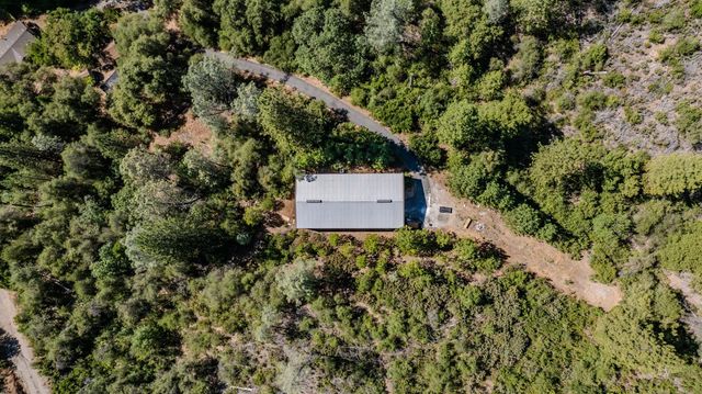 6240 Michel Rd, Mountain Ranch, CA 95246