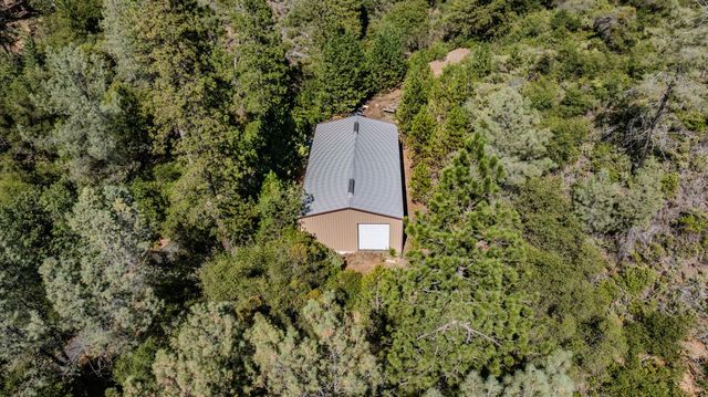 6240 Michel Rd, Mountain Ranch, CA 95246