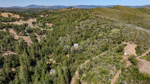 6240 Michel Rd, Mountain Ranch, CA 95246