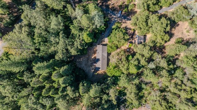 6240 Michel Rd, Mountain Ranch, CA 95246