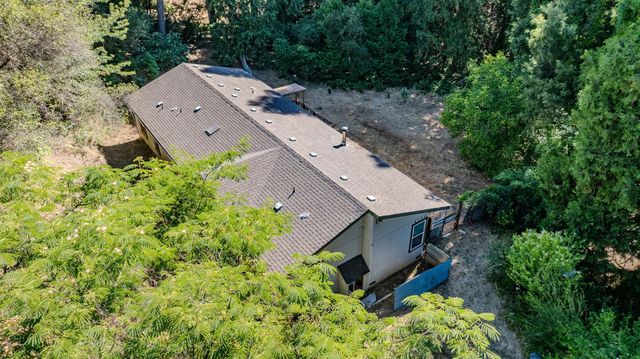6240 Michel Rd, Mountain Ranch, CA 95246