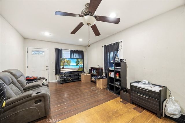 1039 E Elma, Ontario, CA 91764