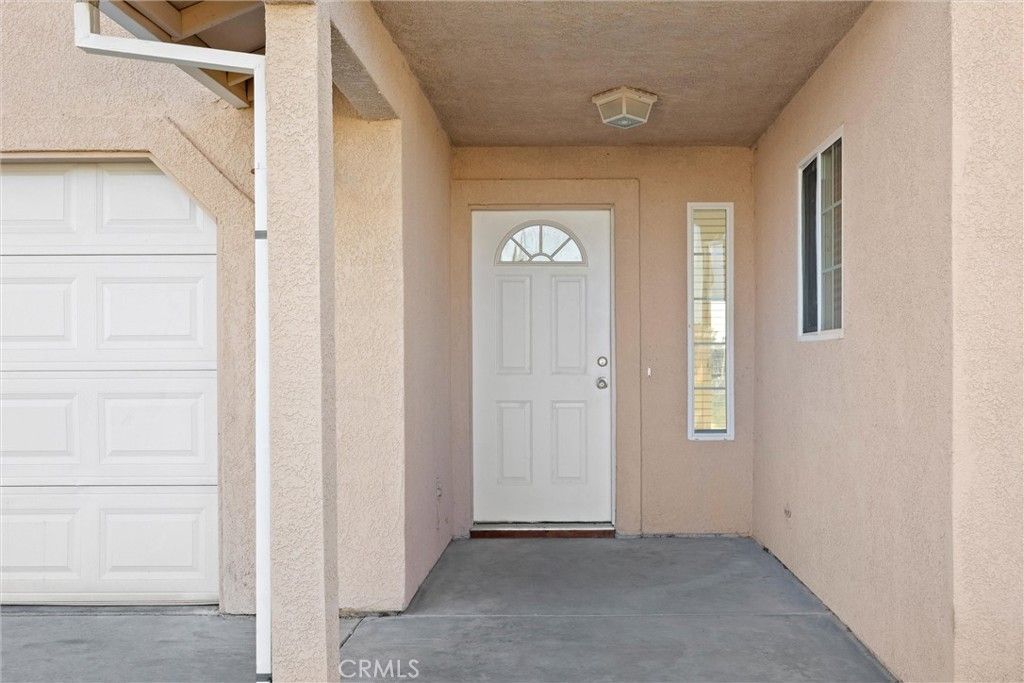 Image 3 of property listing at 2067 Blossom, Corning, CA 96021