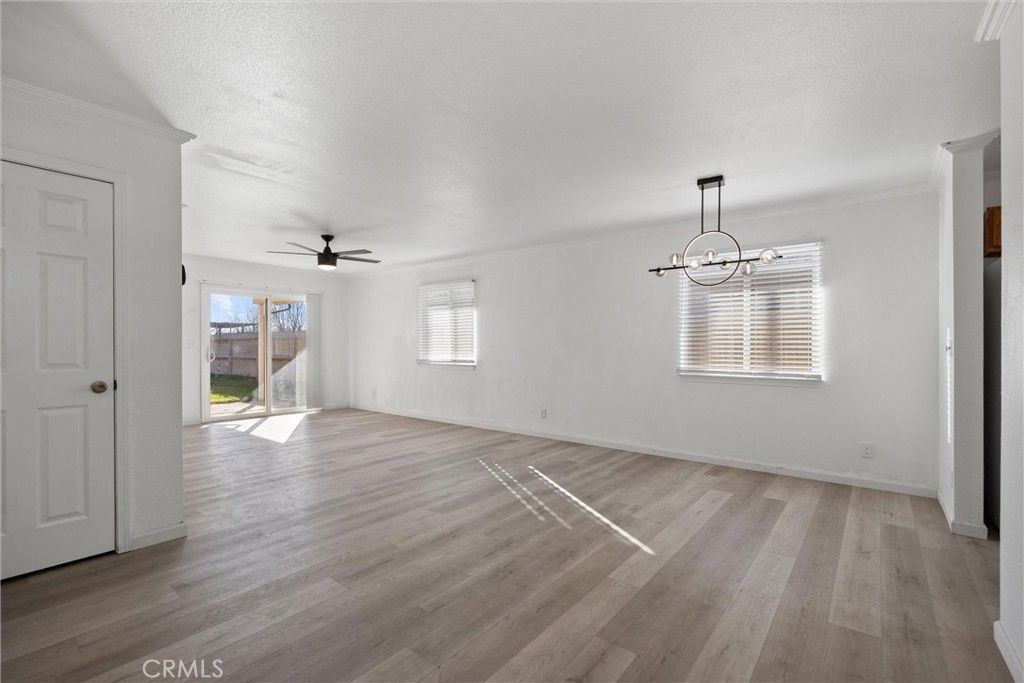 Image 5 of property listing at 2067 Blossom, Corning, CA 96021