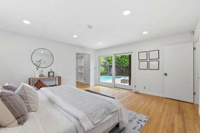 18967 Palo Oaks Court, Saratoga, CA 95070