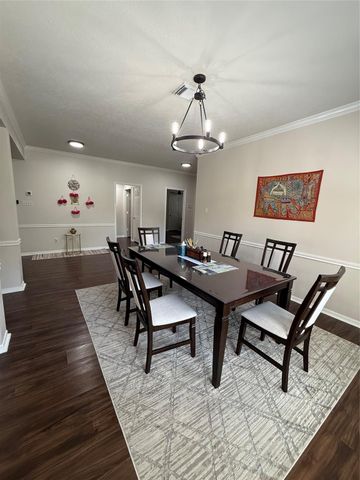 11807 Mckinney Falls Court, Sugar Land, TX 77498