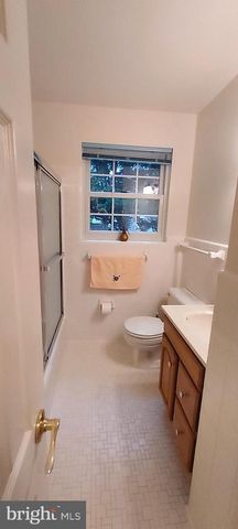 606 N FREDERICK ST, Arlington, VA 22203