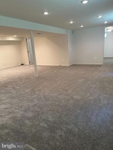 606 N FREDERICK ST, Arlington, VA 22203