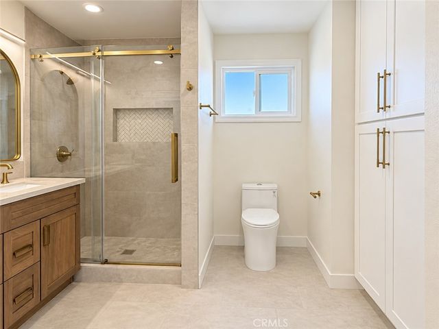 9262 Camulos Avenue, Montclair, CA 91763