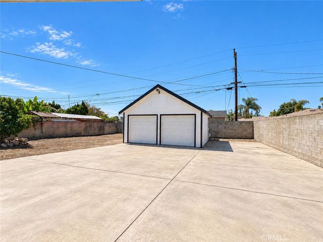 9262 Camulos Avenue, Montclair, CA 91763