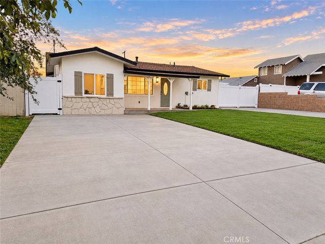 9262 Camulos Avenue, Montclair, CA 91763