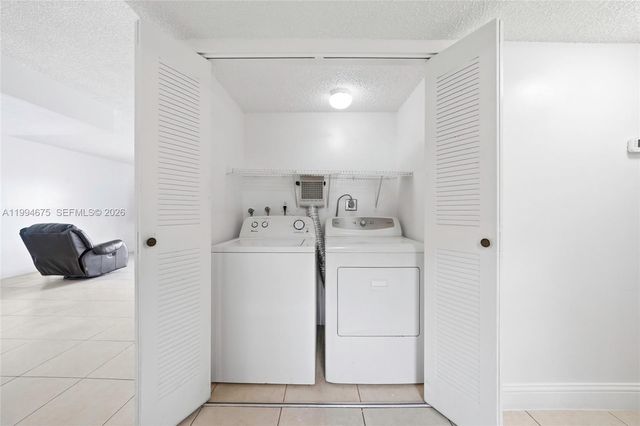 9375 Fontainebleau Blvd L301, Miami, FL 33172