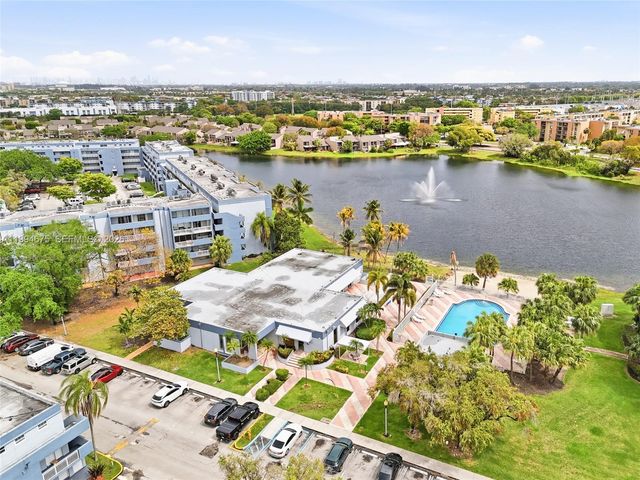 9375 Fontainebleau Blvd L301, Miami, FL 33172