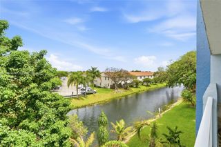 9375 Fontainebleau Blvd L301, Miami, FL 33172