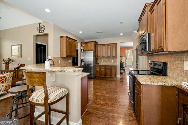 371 Timbercreek Estates Drive, Sharpsburg, GA 30277