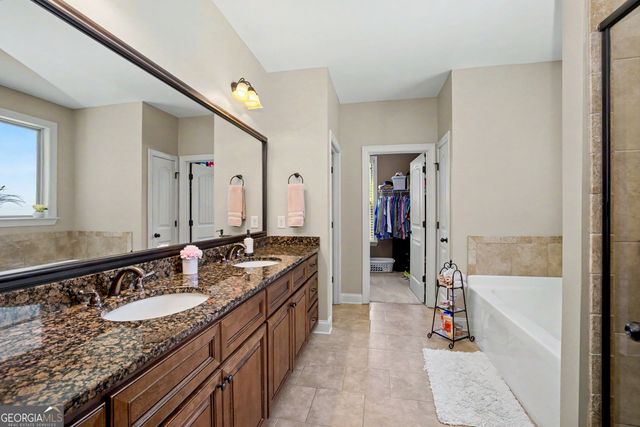 371 Timbercreek Estates Drive, Sharpsburg, GA 30277