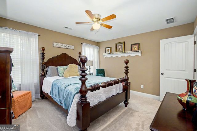 371 Timbercreek Estates Drive, Sharpsburg, GA 30277