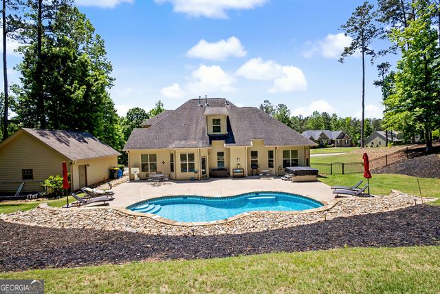 371 Timbercreek Estates Drive, Sharpsburg, GA 30277