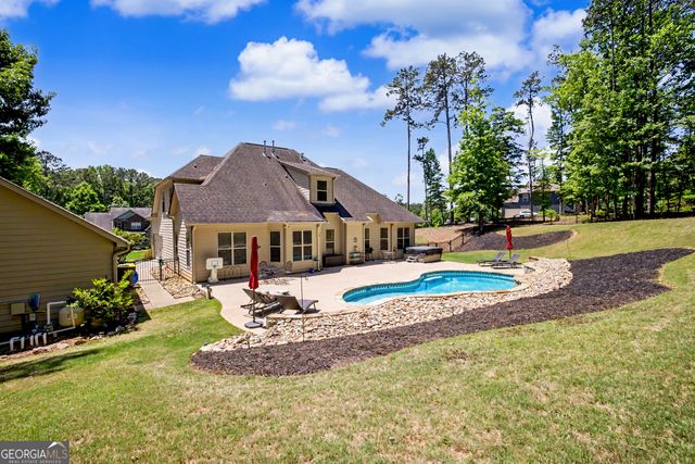 371 Timbercreek Estates Drive, Sharpsburg, GA 30277