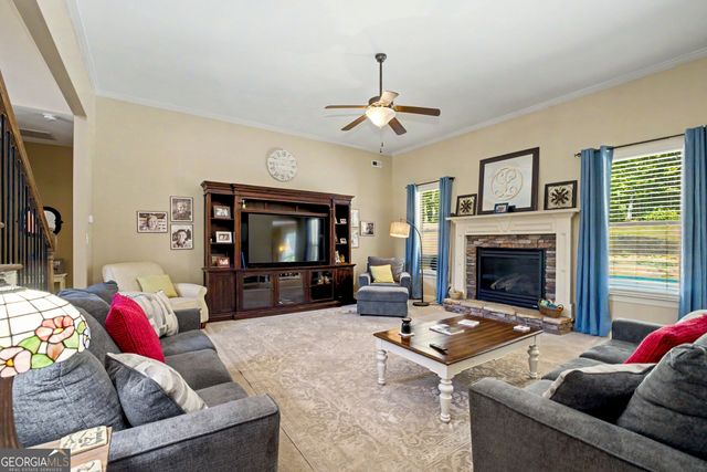 371 Timbercreek Estates Drive, Sharpsburg, GA 30277