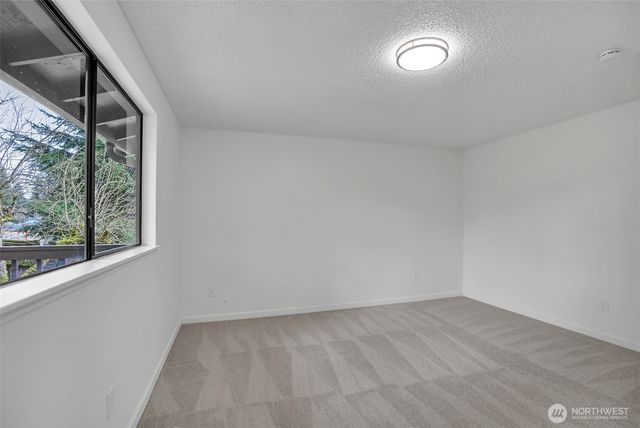 7016 Homestead Court, Tacoma, WA 98404