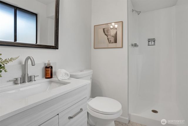 7016 Homestead Court, Tacoma, WA 98404