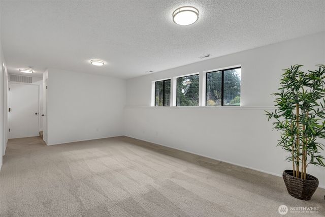 7016 Homestead Court, Tacoma, WA 98404