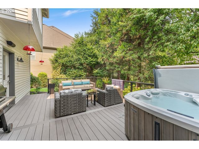 3918 NORTHHAMPTON Ct, West Linn, OR 97068