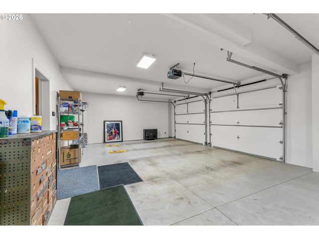 3918 NORTHHAMPTON Ct, West Linn, OR 97068