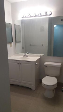 741 Lyons Road 17205, Coconut Creek, FL 33063