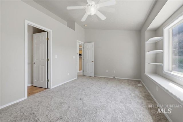 831 W Oakmont Ave, Nampa, ID 83686